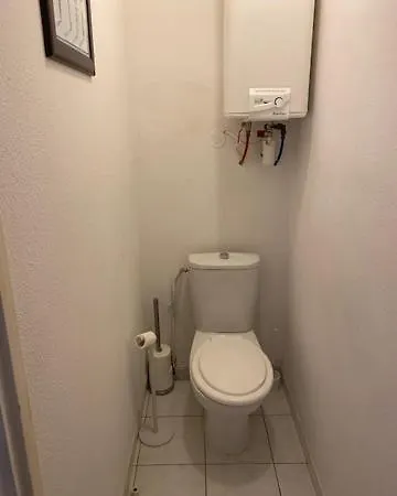 דירה Face A La *