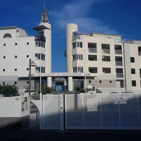 Face à La Appartement *