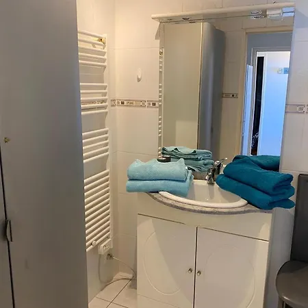 Face à La Appartement